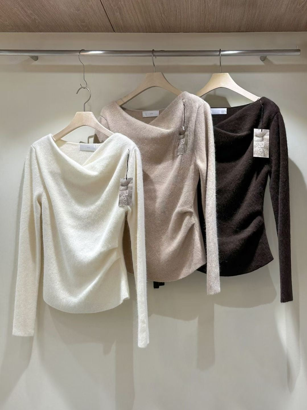 熱賣款 Premium 26.6% Raccoon Wool Curl Neck Knit