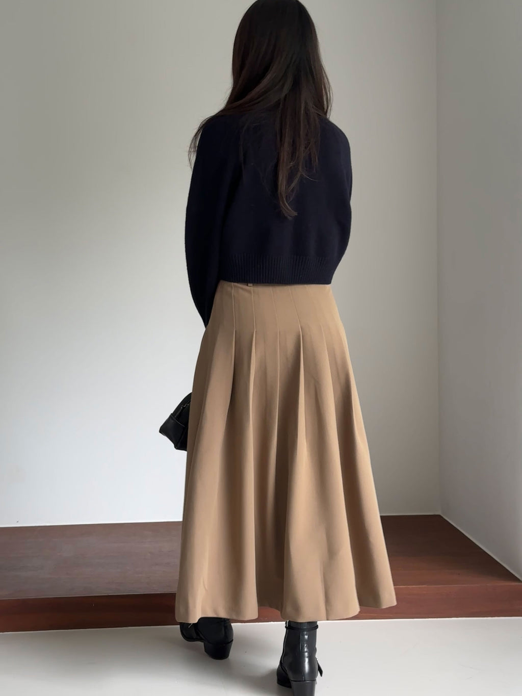 【店主推薦!!!】The Classic Pleated A-Line Stretch Maxi Skirt ｜ 皇牌主打高質感壓褶 A 字長裙
