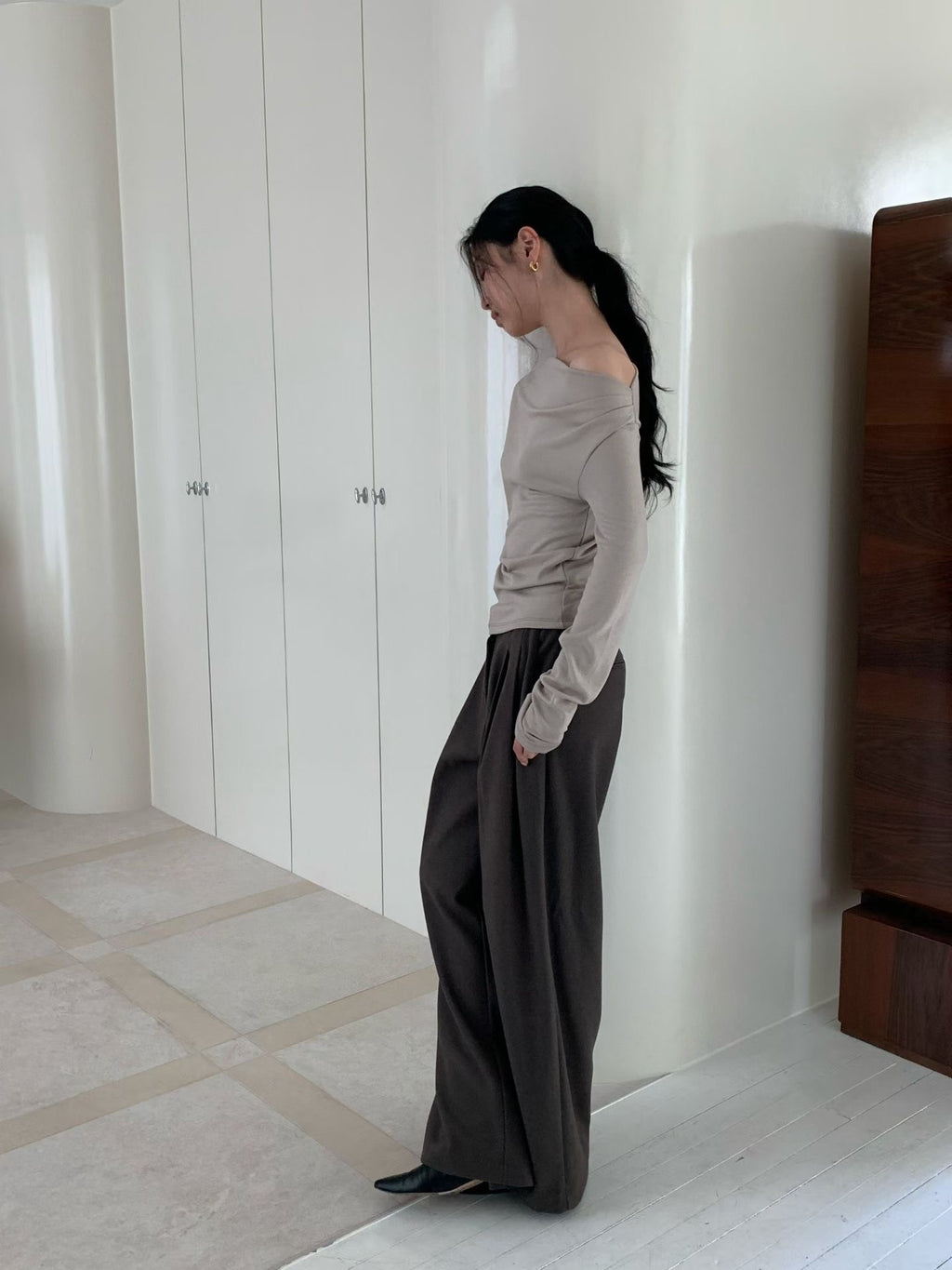 【店主推薦!!!】法式微絨溫柔鎖骨三穿美肩上衣 French Velvet Touch 3-Way Off-Shoulder Top