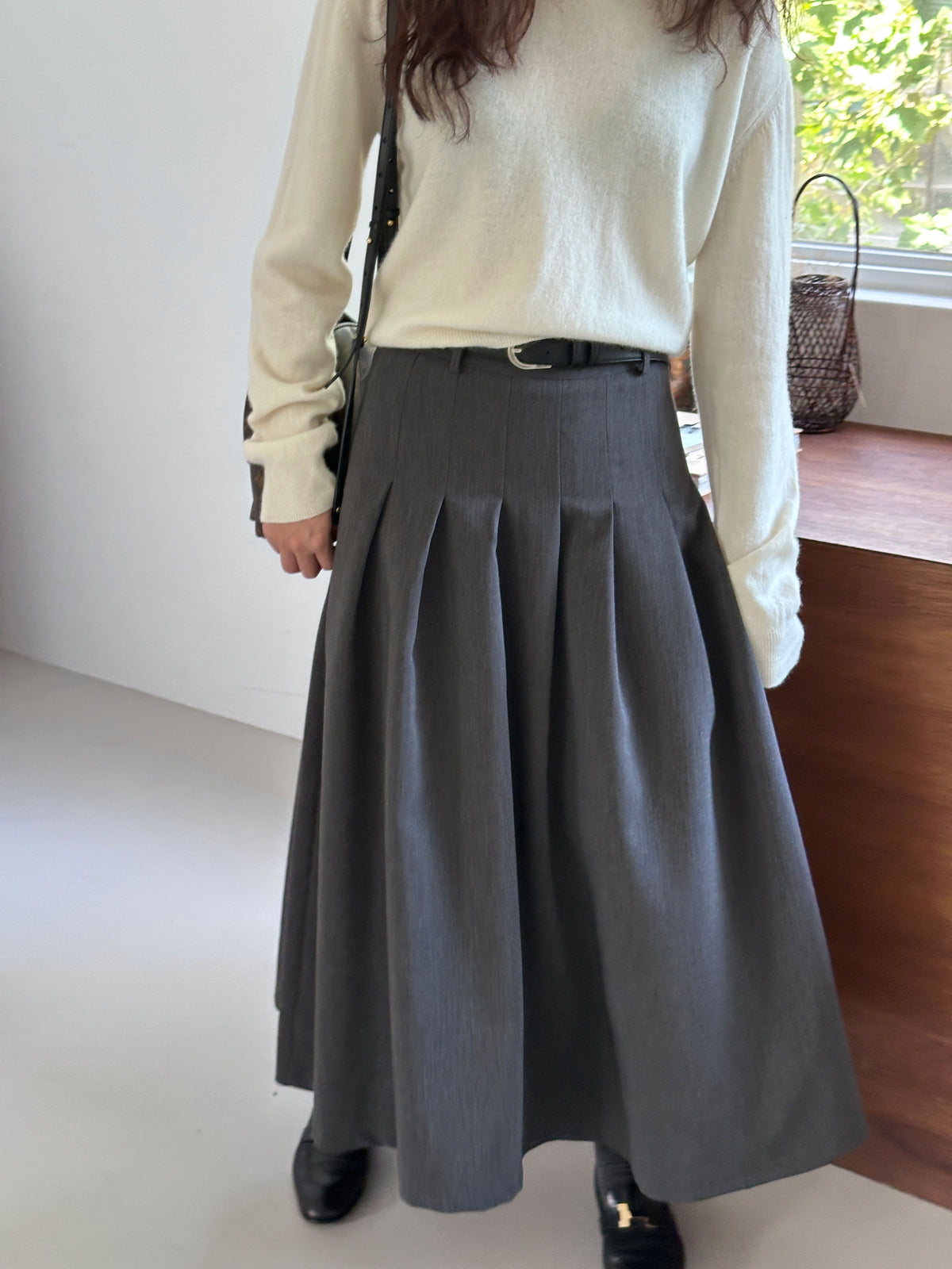 【店主推薦!!!】The Classic Pleated A-Line Stretch Maxi Skirt ｜ 皇牌主打高質感壓褶 A 字長裙
