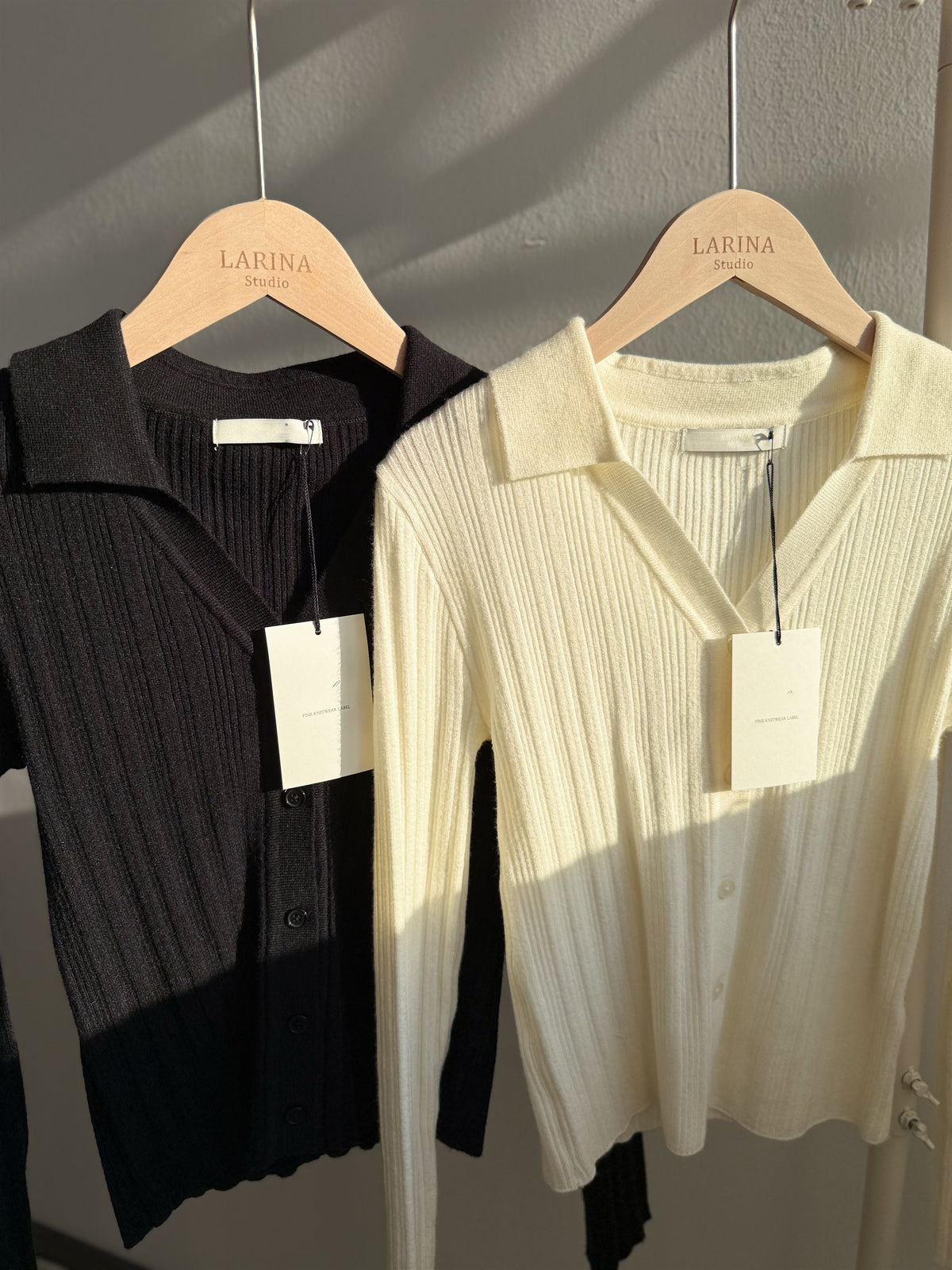 【NEW-IN】The Lumina Slim-Fit Ribbed Knit 修身顯瘦不緊繃的超級柔軟知性針織上衣