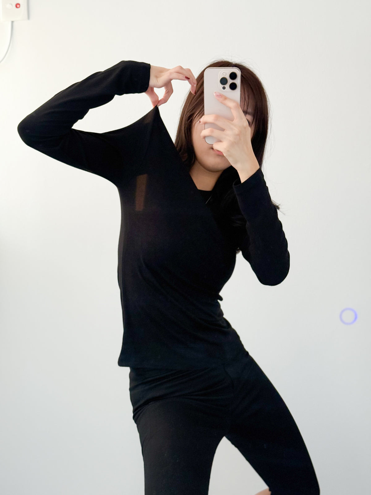 【Basic】The Essential Ultra-Soft Rayon Tee ｜ 極柔軟親膚彈性基本款長袖上衣