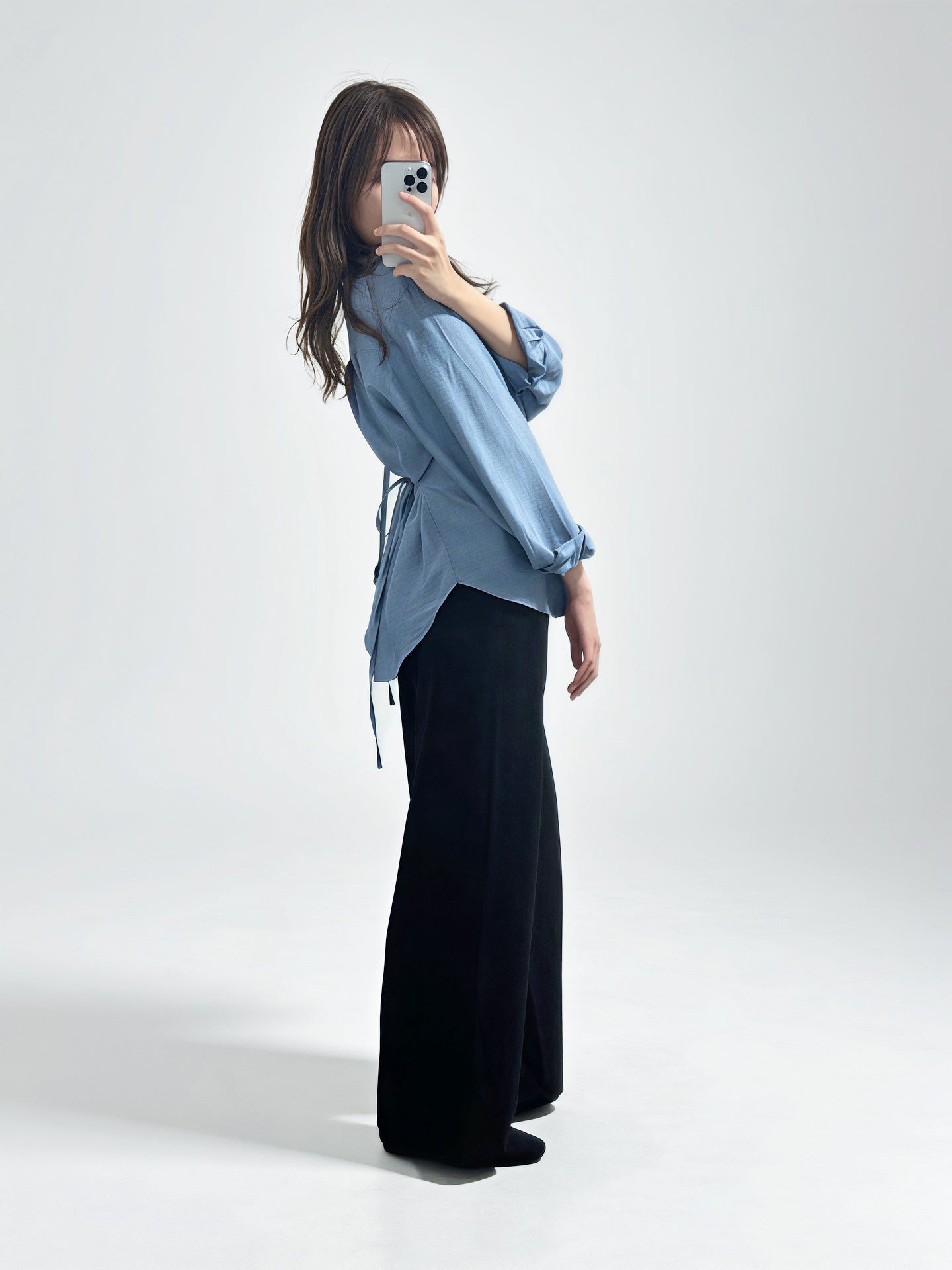 «Premium» The Satin Tie Blouse｜絲光綁帶翻領恤衫