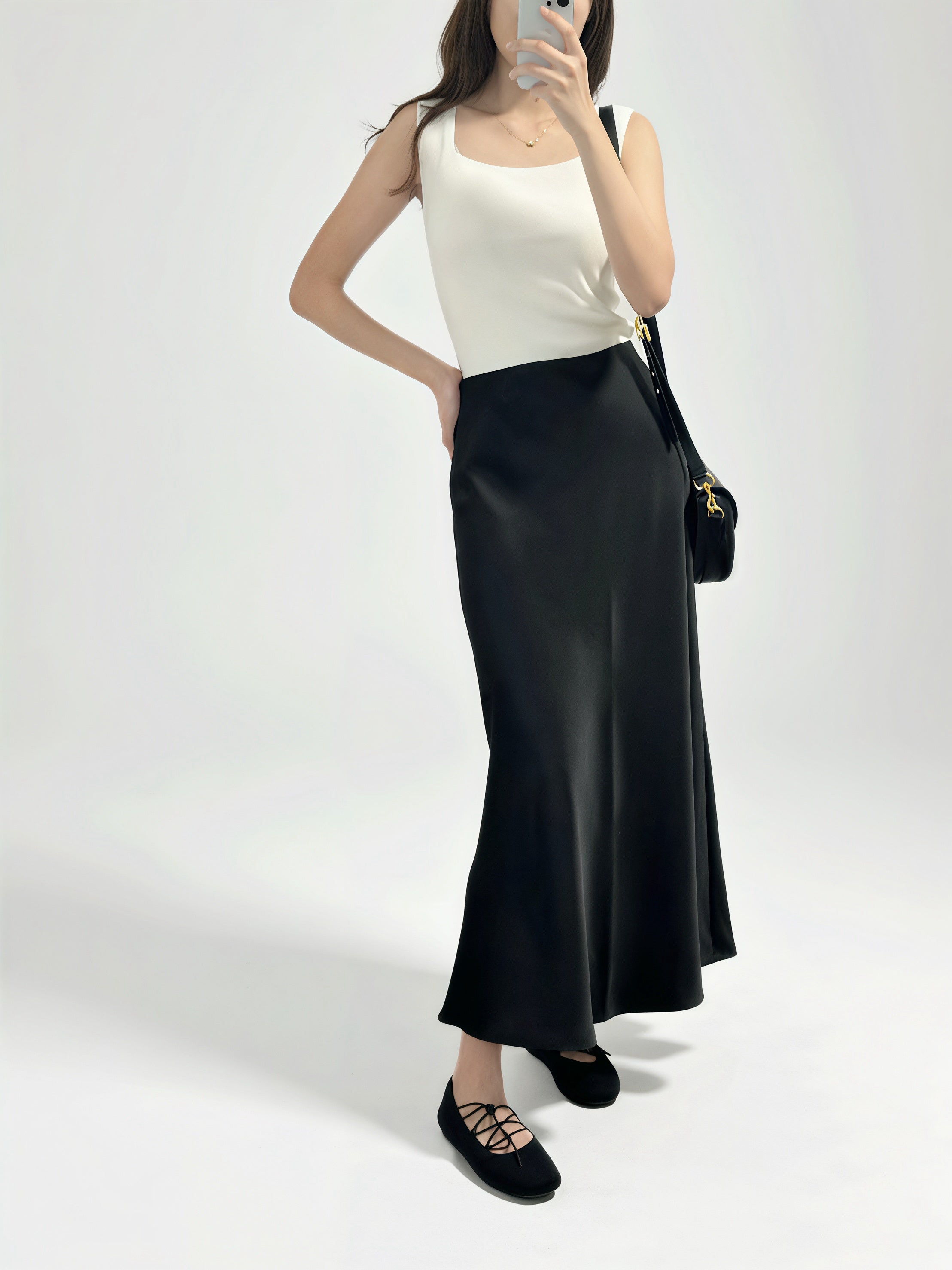 The Glow Satin Skirt｜緞面光澤修身長裙