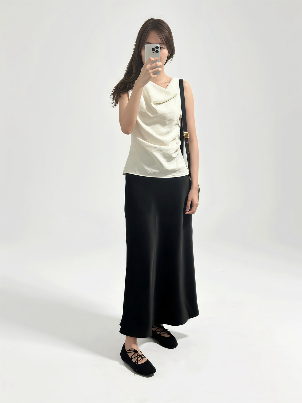 «Premium» The Aura Top｜垂領絲感背心