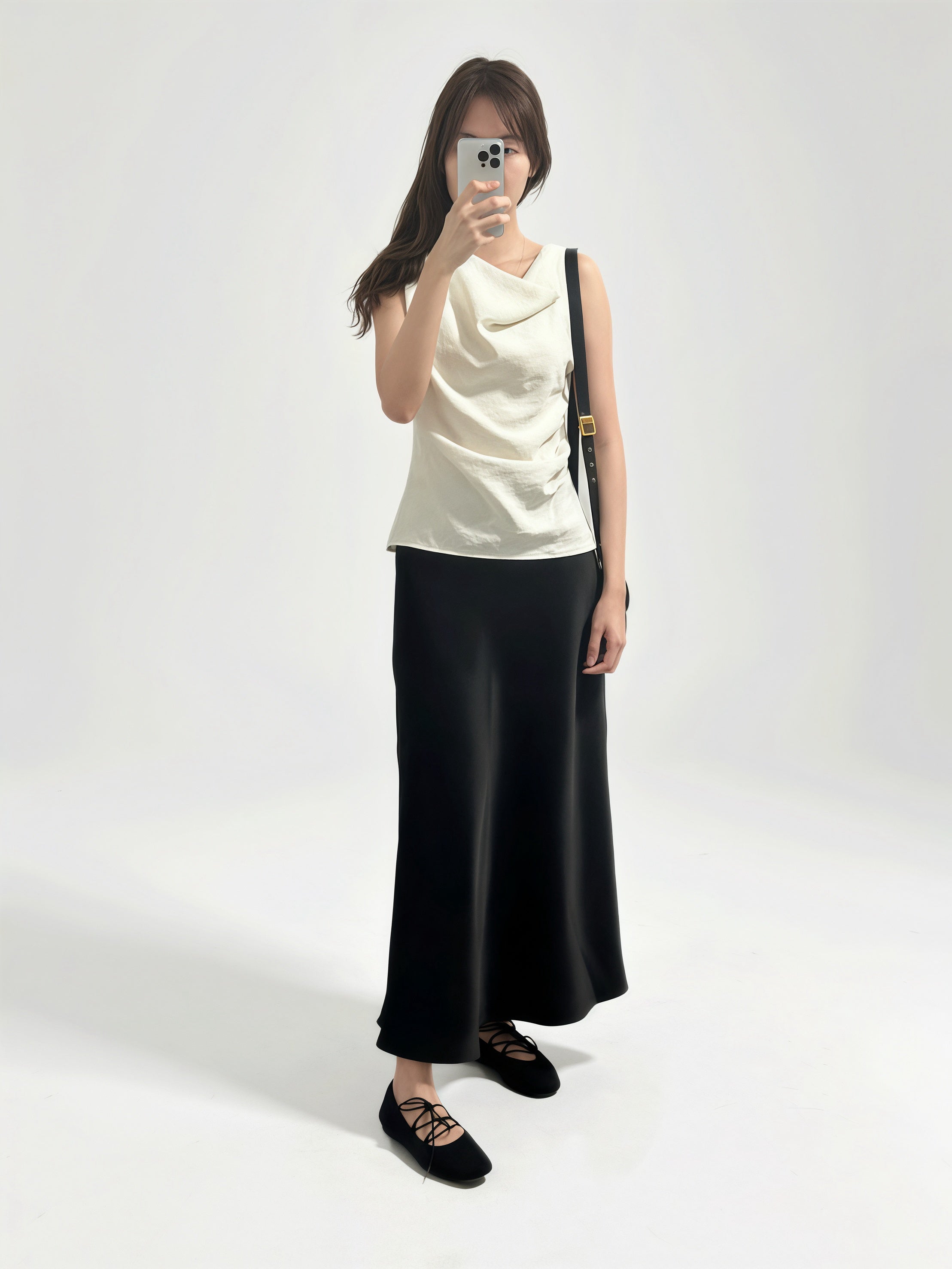 «Premium» The Aura Top｜垂領絲感背心