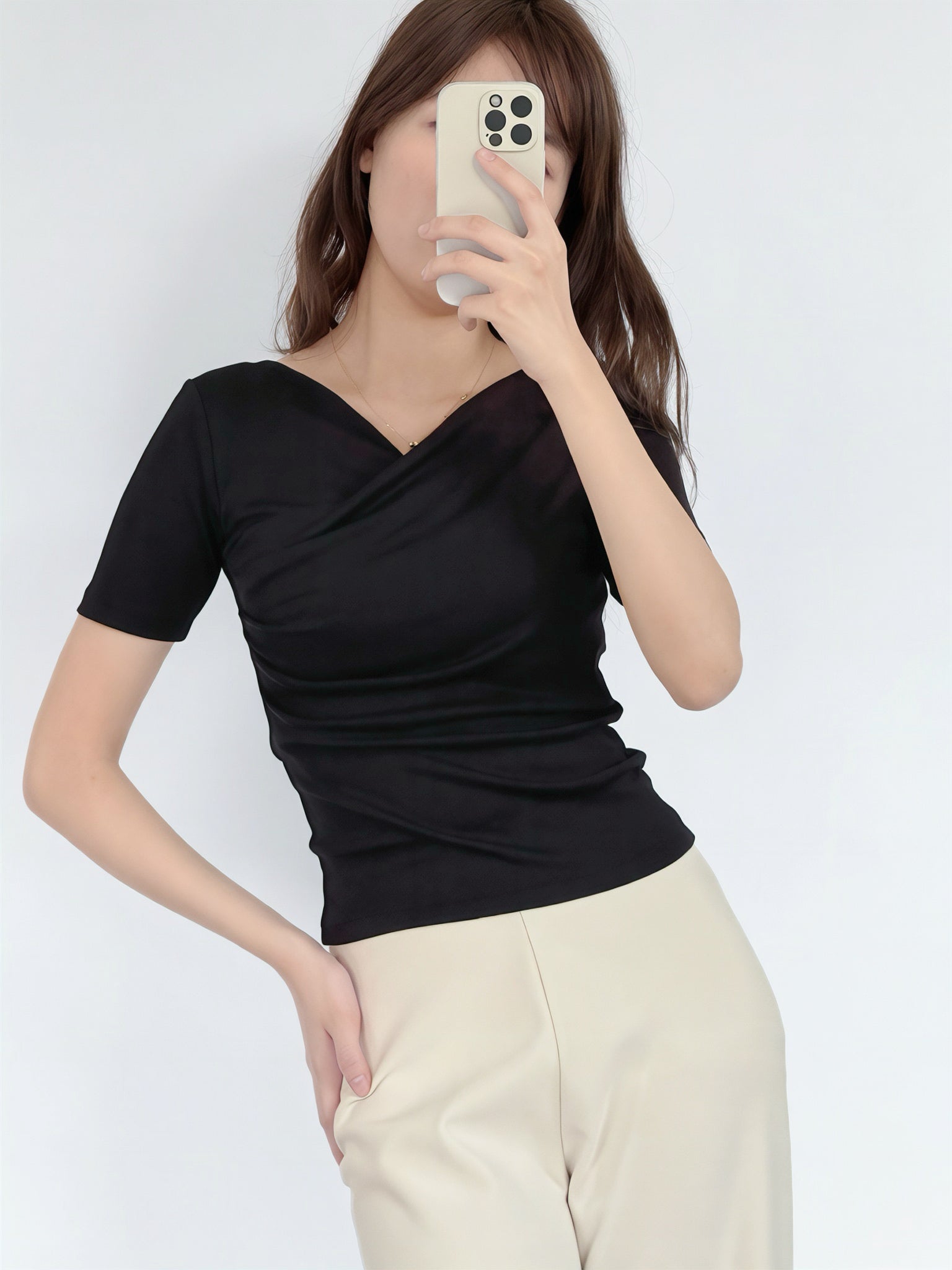 The Embrace Top｜交叉領柔感短袖上衣