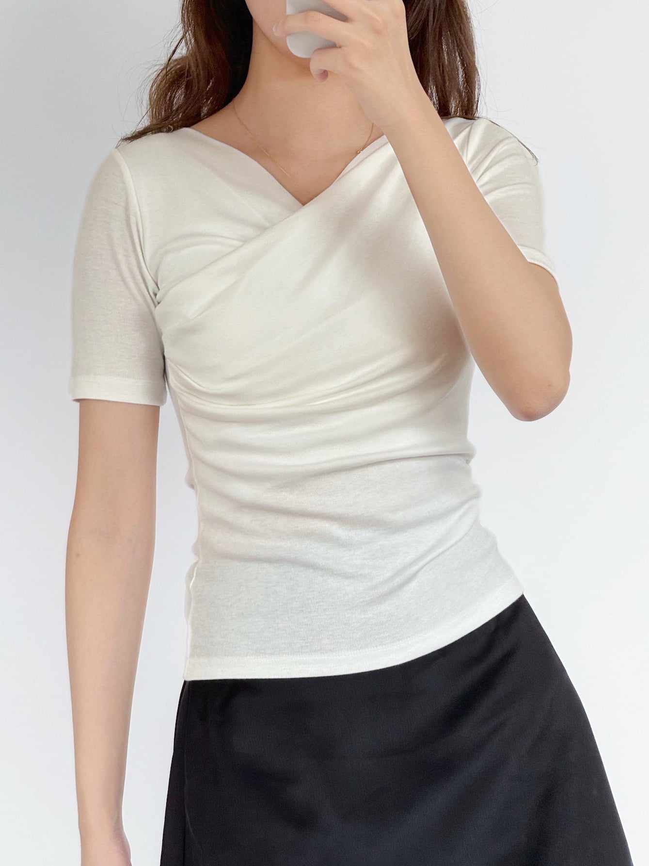 The Embrace Top｜交叉領柔感短袖上衣