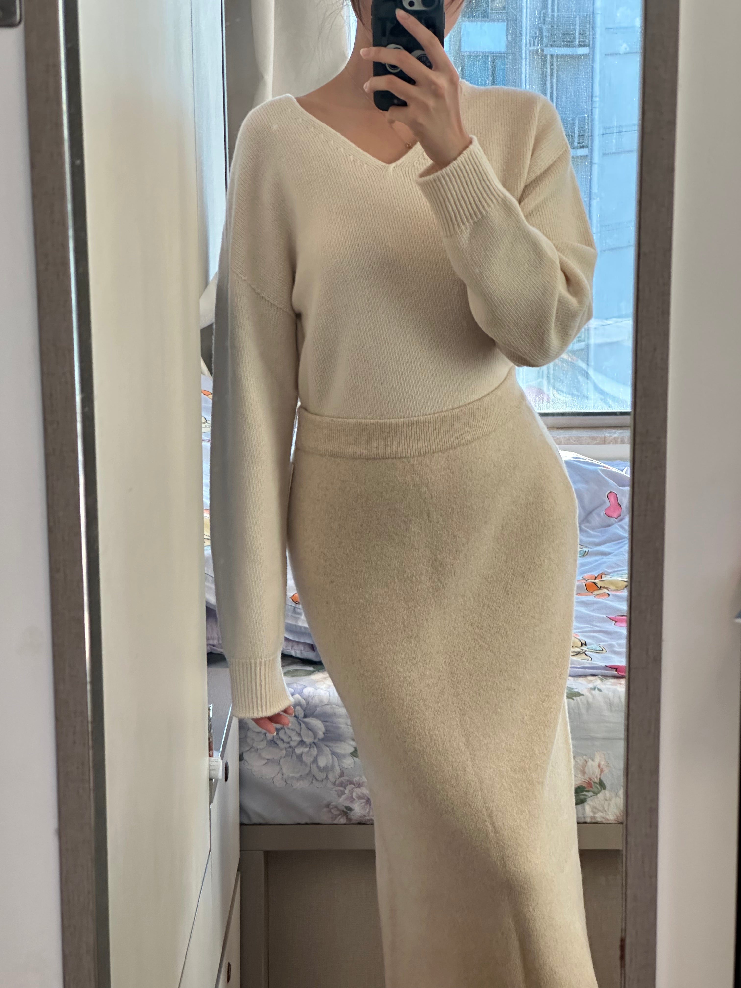 本店皇牌產品 - Premium Cashmere Knit Skirt