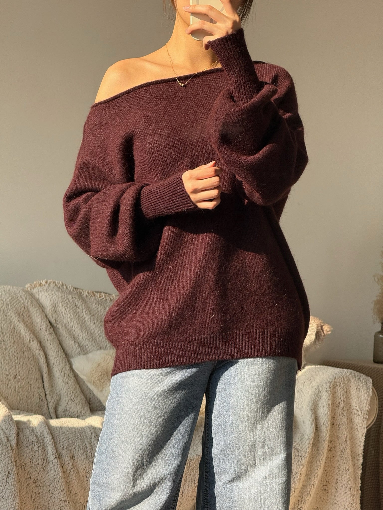 情人節氣質約會～30% Angora Off-Shoulder Elegant Knit