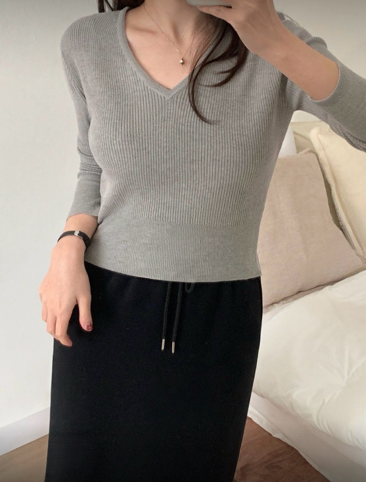 日常 Ribbed V-Neck Knit